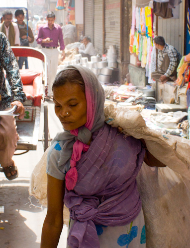 Old Delhi - street vendor