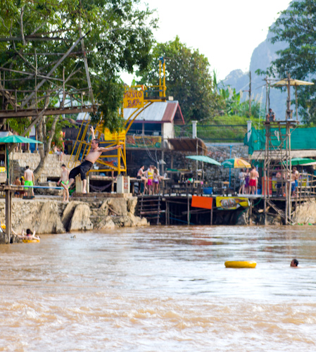 Tubing and drinking - Vang Vieng (Laos)